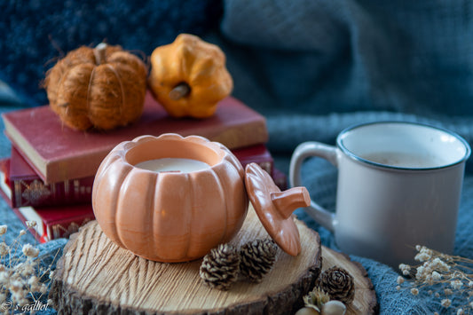 Bougie jesmonite citrouille